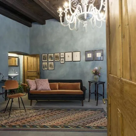 Lawien Goldenstern Apartment Bolzano